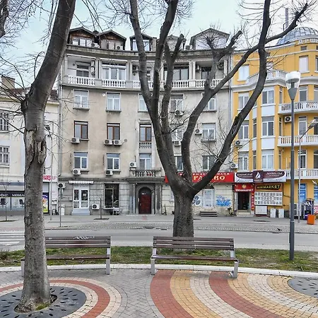 Appartamento Lovely Budget 1-br Flat Top Center And Sea Garden Varna